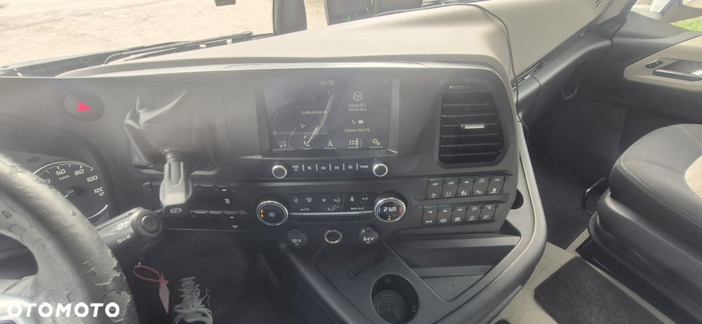 Ford F-MAX - 14