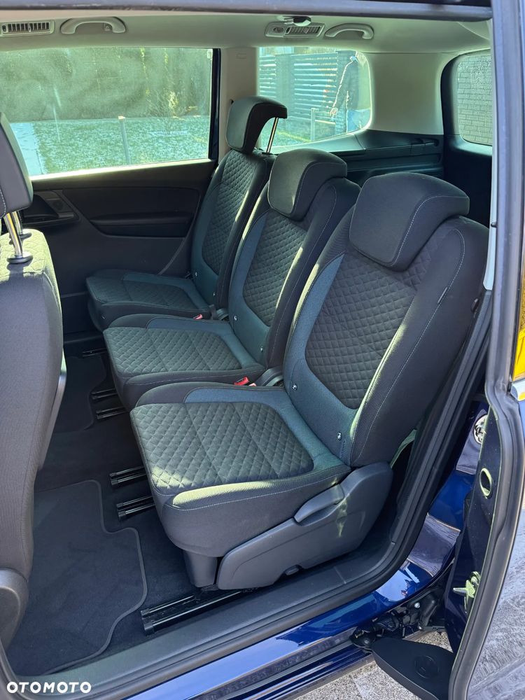 Volkswagen Sharan 2.0 TDI DSG IQ.DRIVE - 22