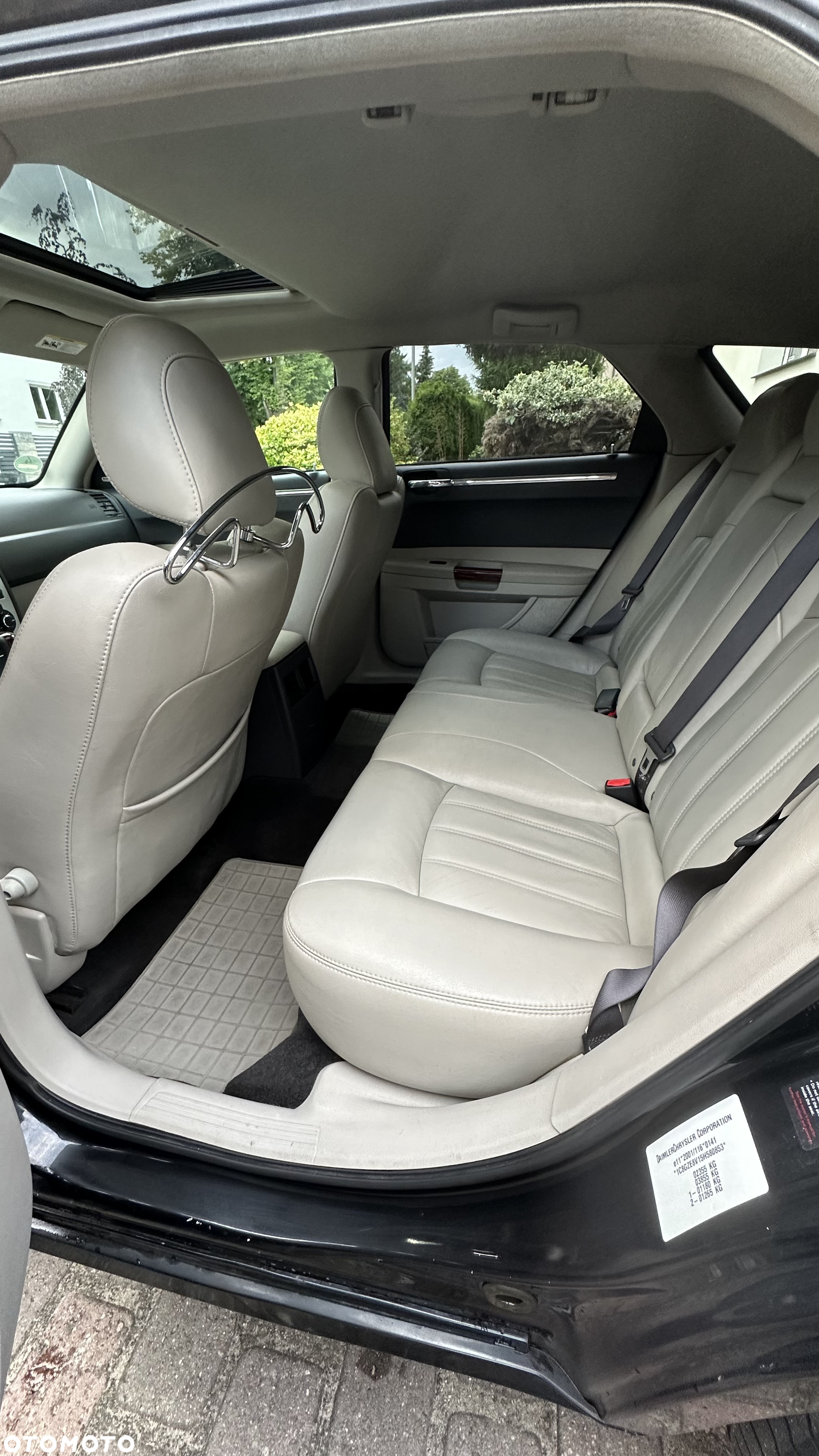 Chrysler 300C 3.5 V6 AWD - 14