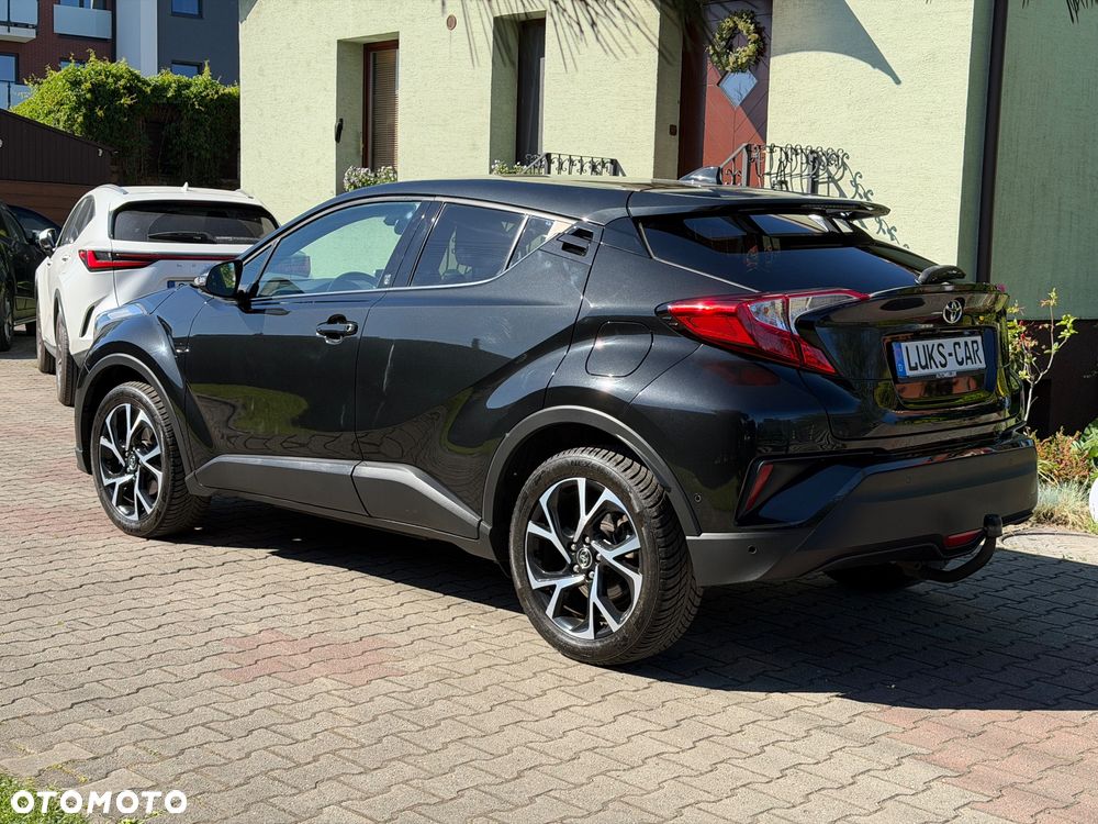 Toyota C-HR 1.2 Turbo Team Deutschland - 38