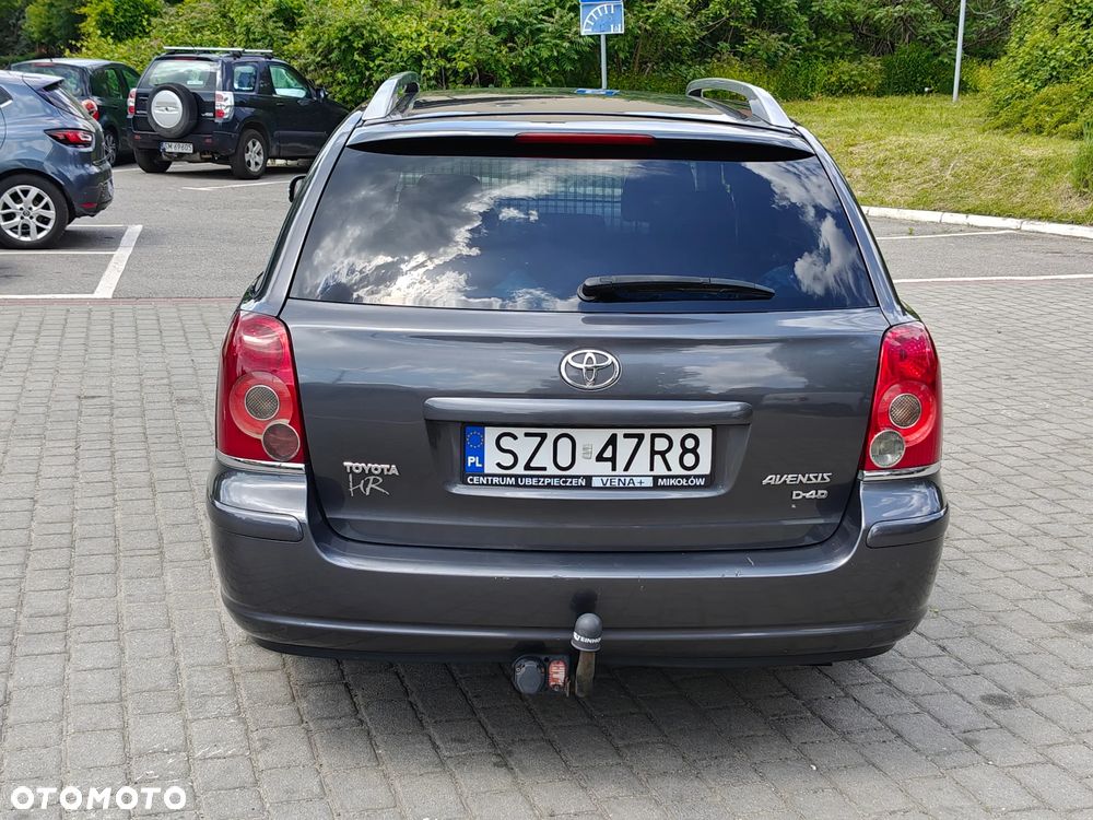 Toyota Avensis 2.2 D-4D X Premium - 16