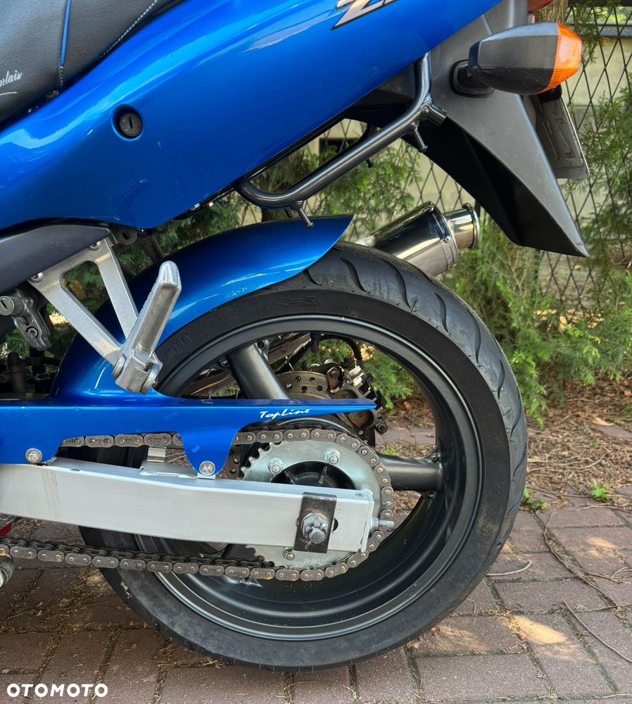 Kawasaki ZR - 7