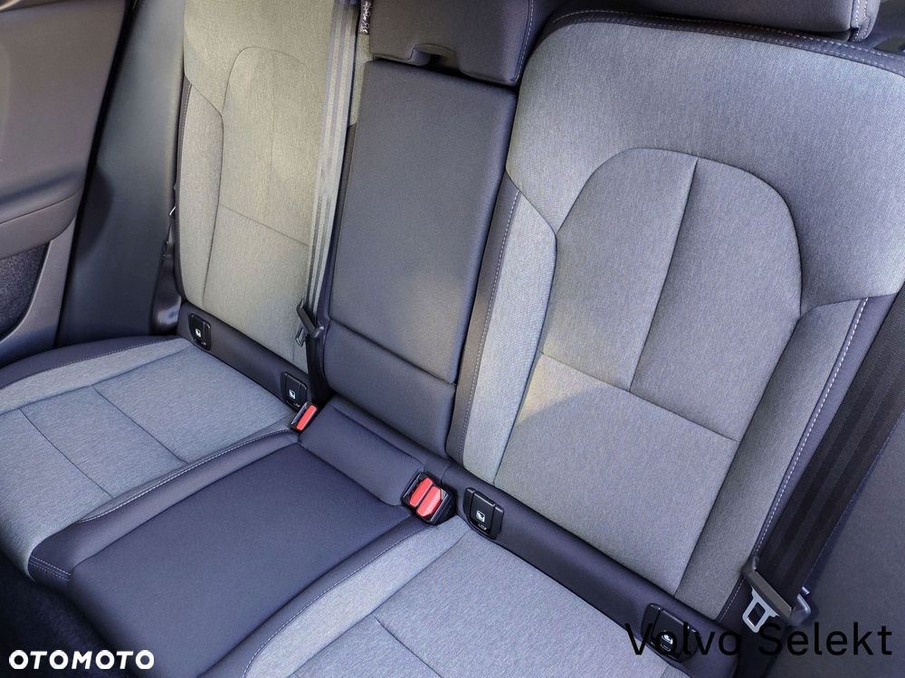 Volvo XC 40 - 11