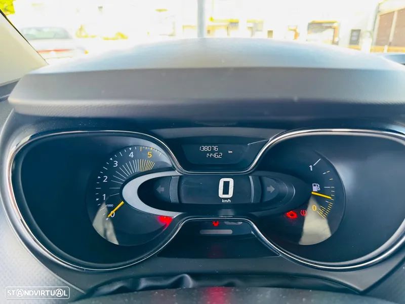 Renault Captur 1.5 dCi Exclusive - 30