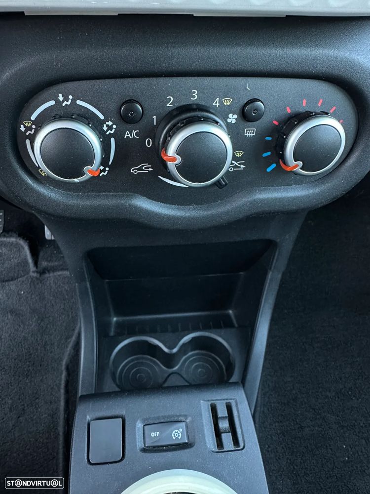 Renault Twingo E-Tech — fotografia 11
