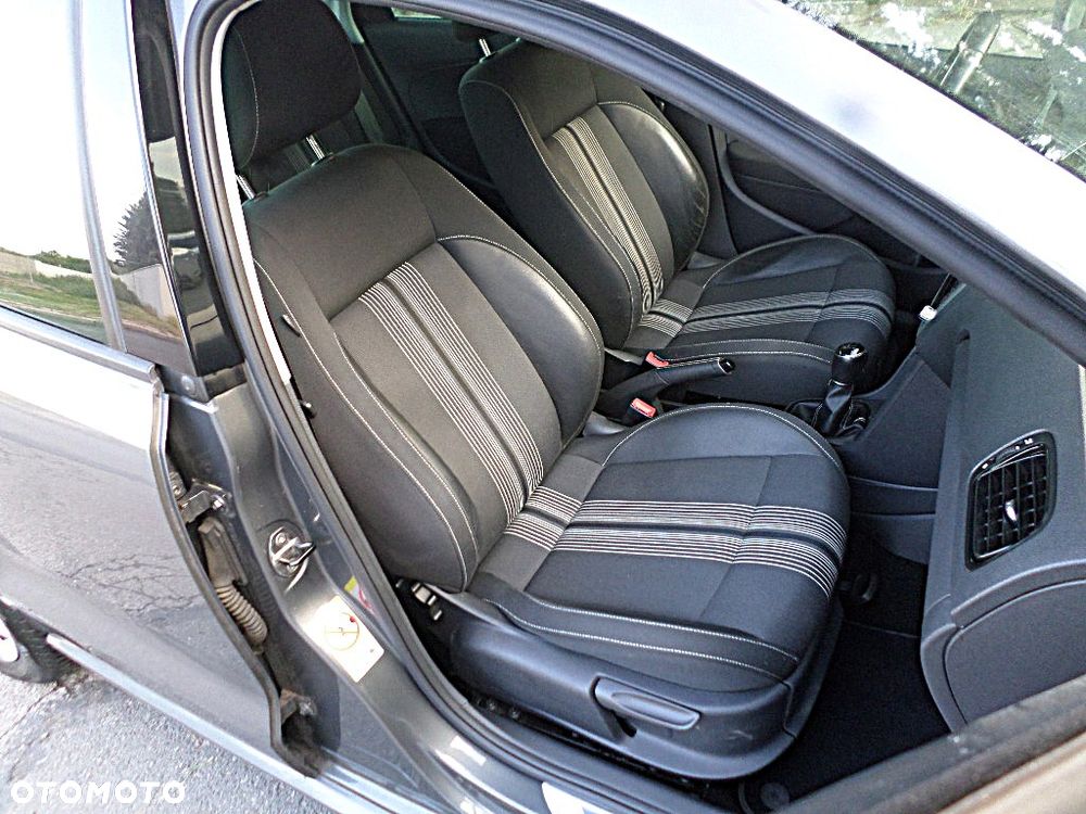 Volkswagen Polo - 24