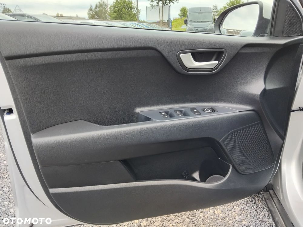 Kia Stonic 1.0 T-GDI M - 10
