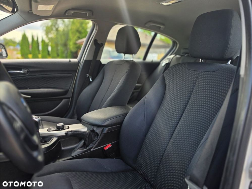 BMW Seria 1 - 17
