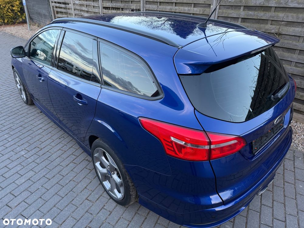 Ford Focus ST - 22