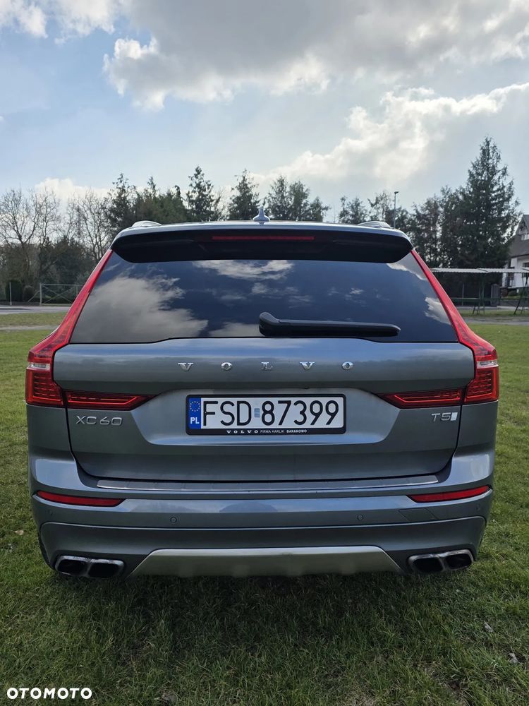 Volvo XC 60 T5 AWD Momentum - 8