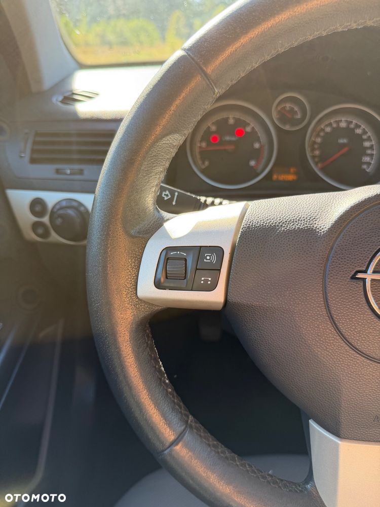 Opel Astra 1.7 CDTI DPF Exklusiv - 18