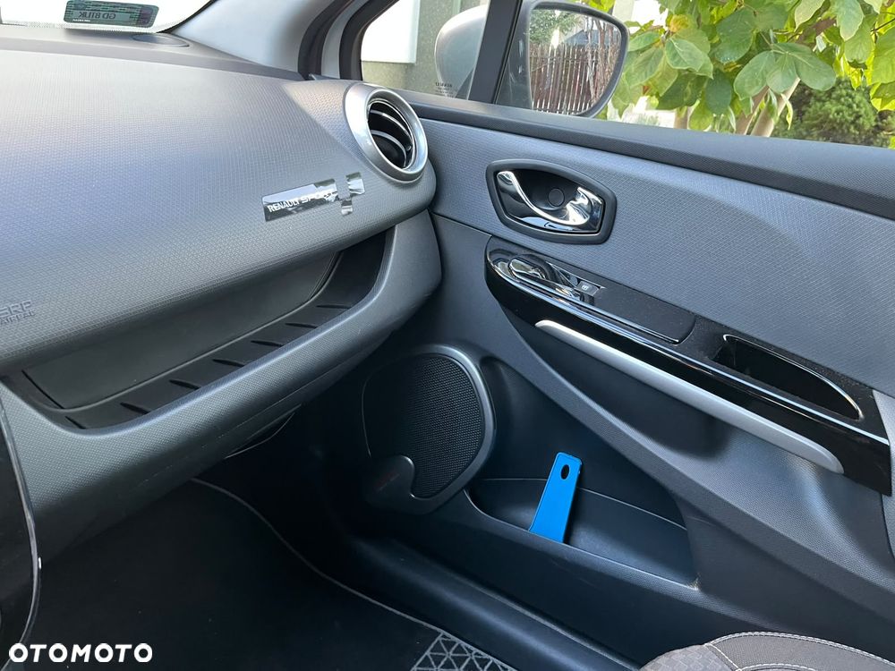 Renault Clio - 13