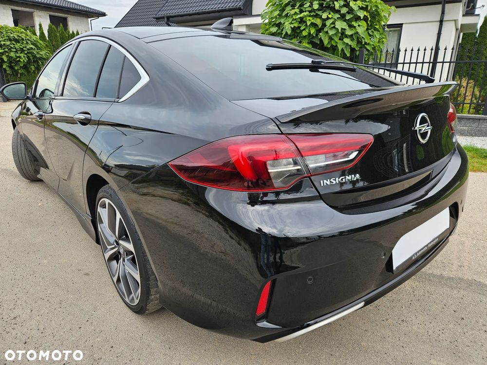Opel Insignia 2.0 CDTI 4x4 GSi S&S - 5