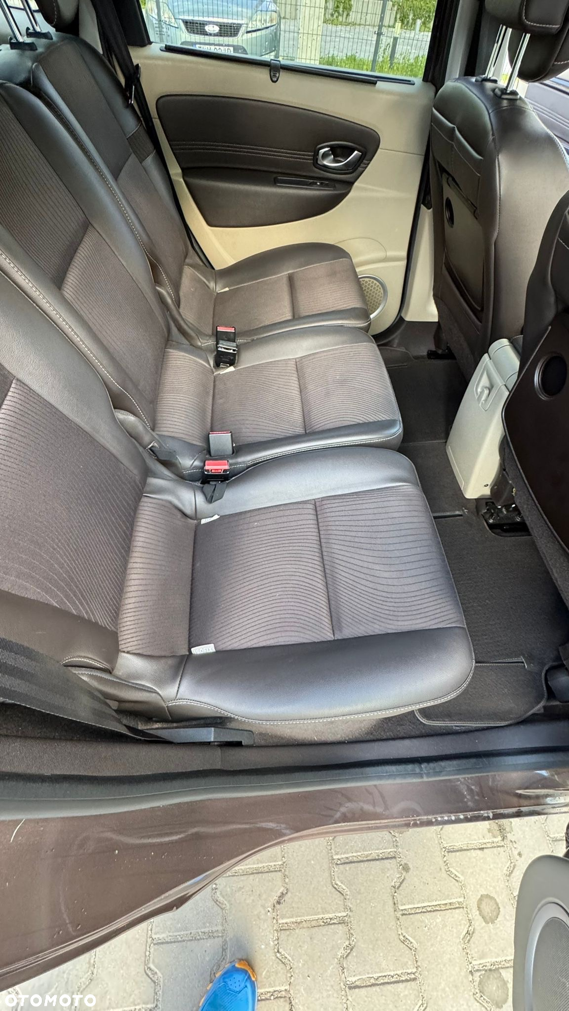 Renault Scenic - 16