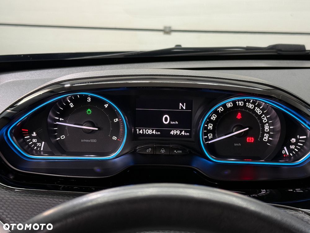 Peugeot 2008 e-HDi FAP 92 ETG6 STOP & START Allure - 19