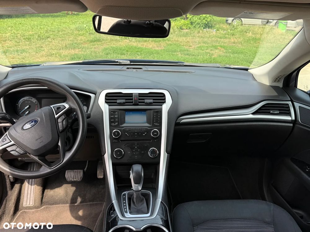 Ford Fusion - 11