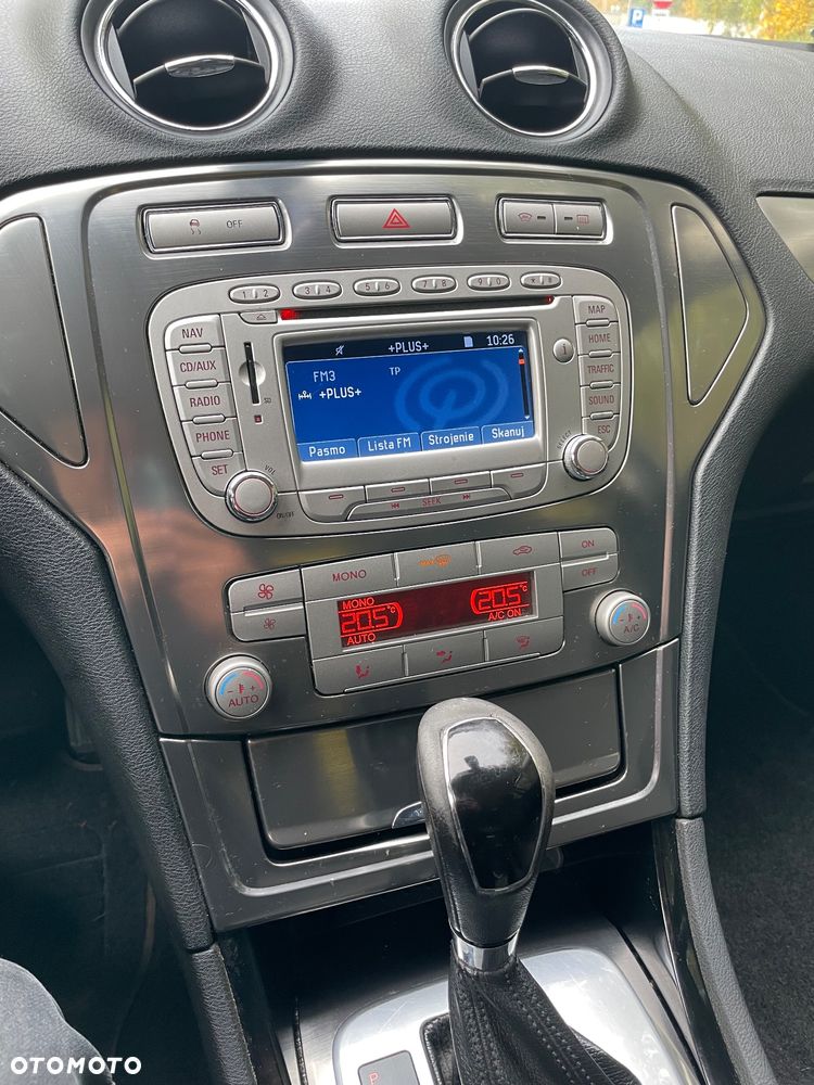 Ford Mondeo 2.0 TDCi Ambiente - 17