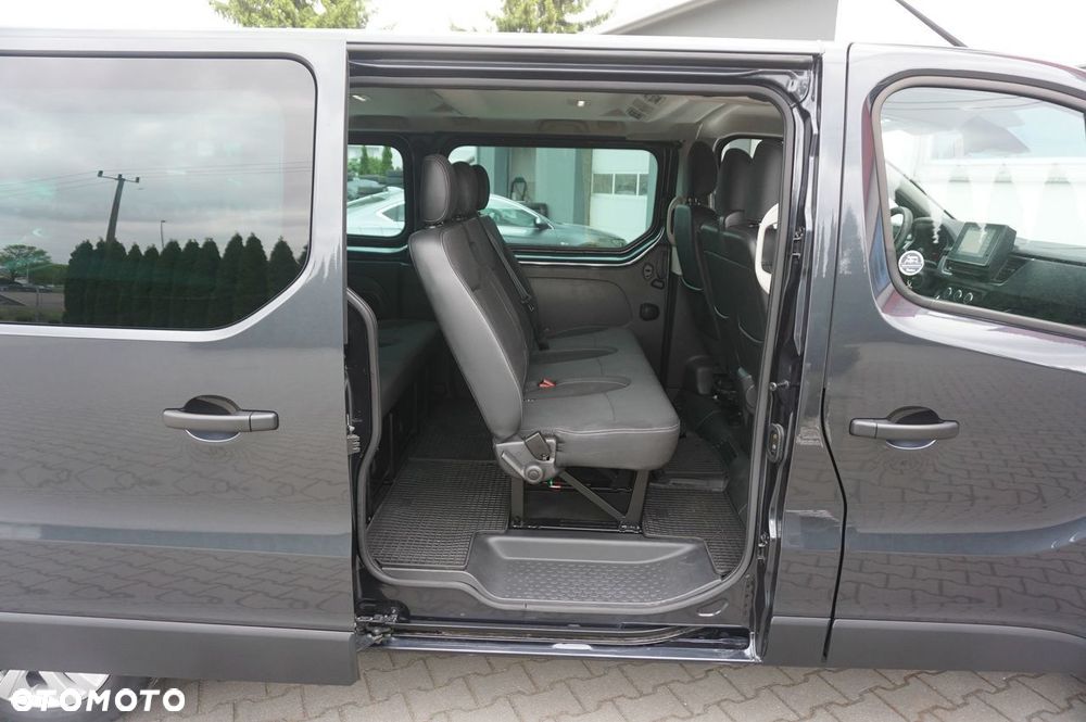 Renault Trafic 2.0 dCi - 16