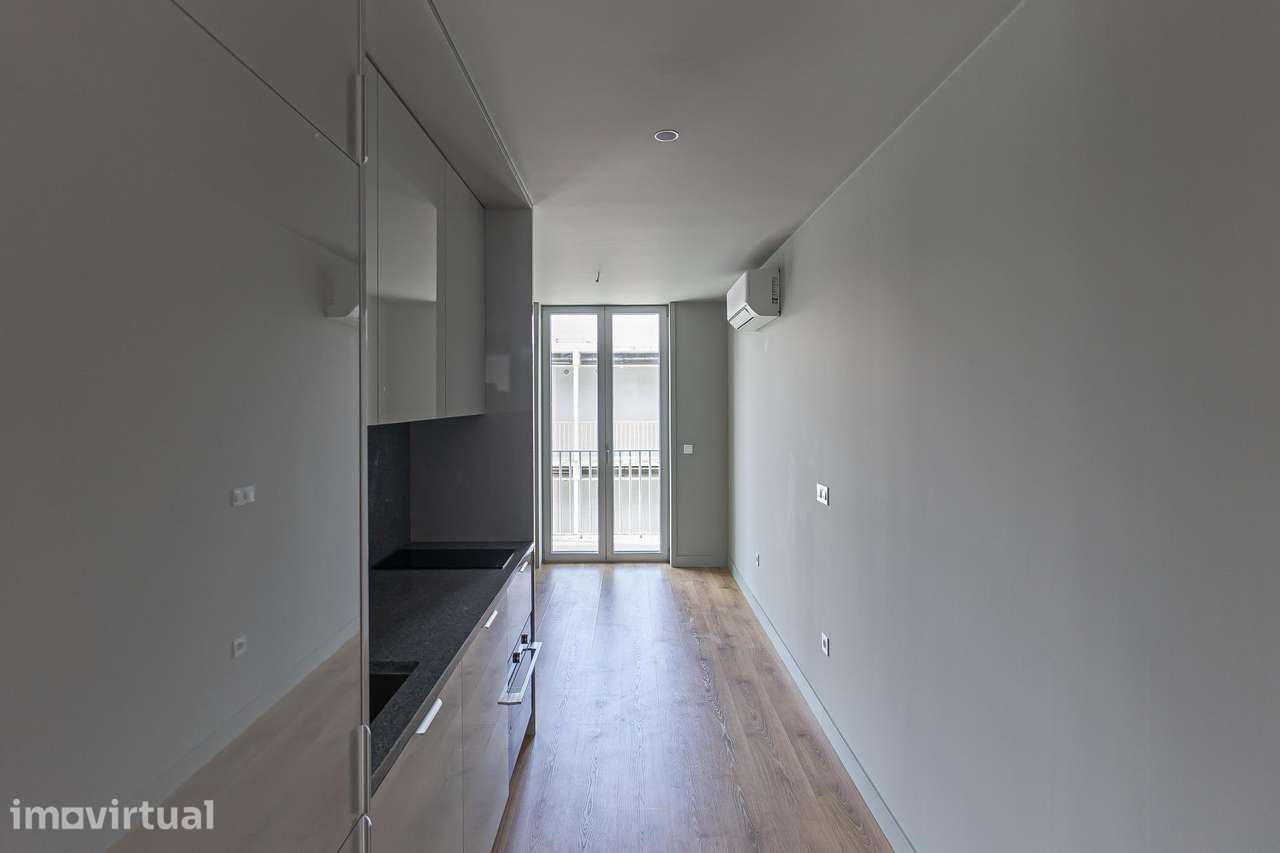 T1 DUPLEX NOVO | JUNTO AO MARQUÊS | LUGAR DE GARAGEM - Grande imagem: 3/42