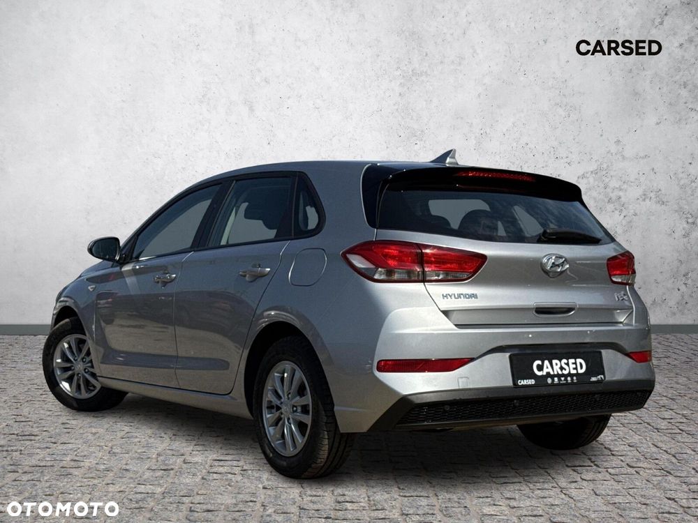 Hyundai i30 1.5 DPI Classic + - 4