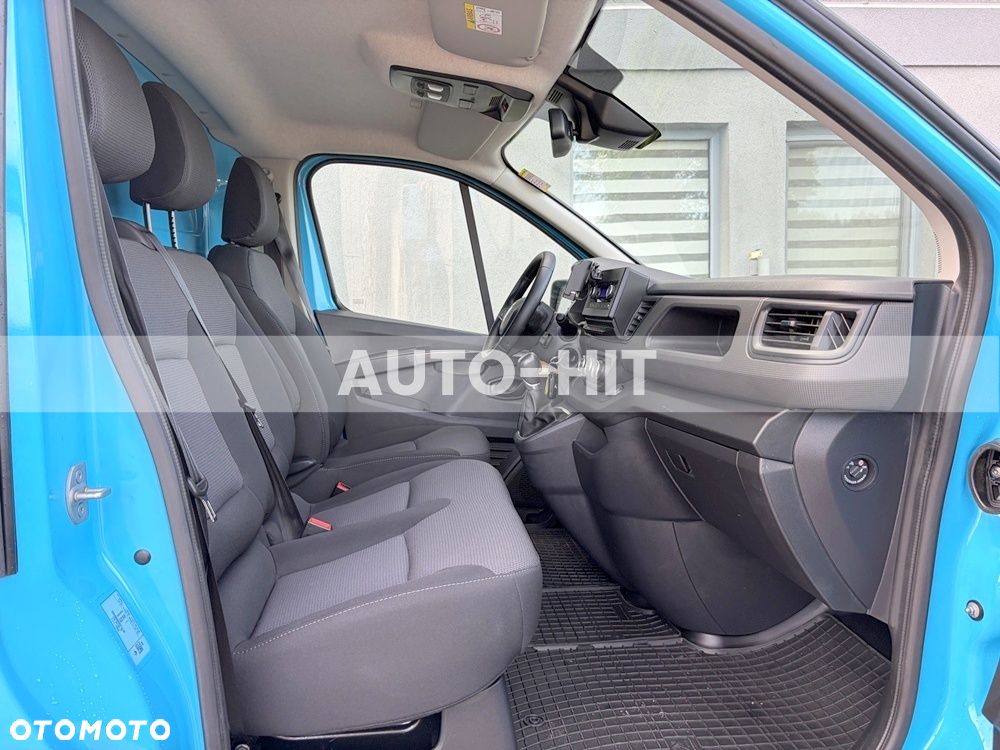 Renault Trafic - 21