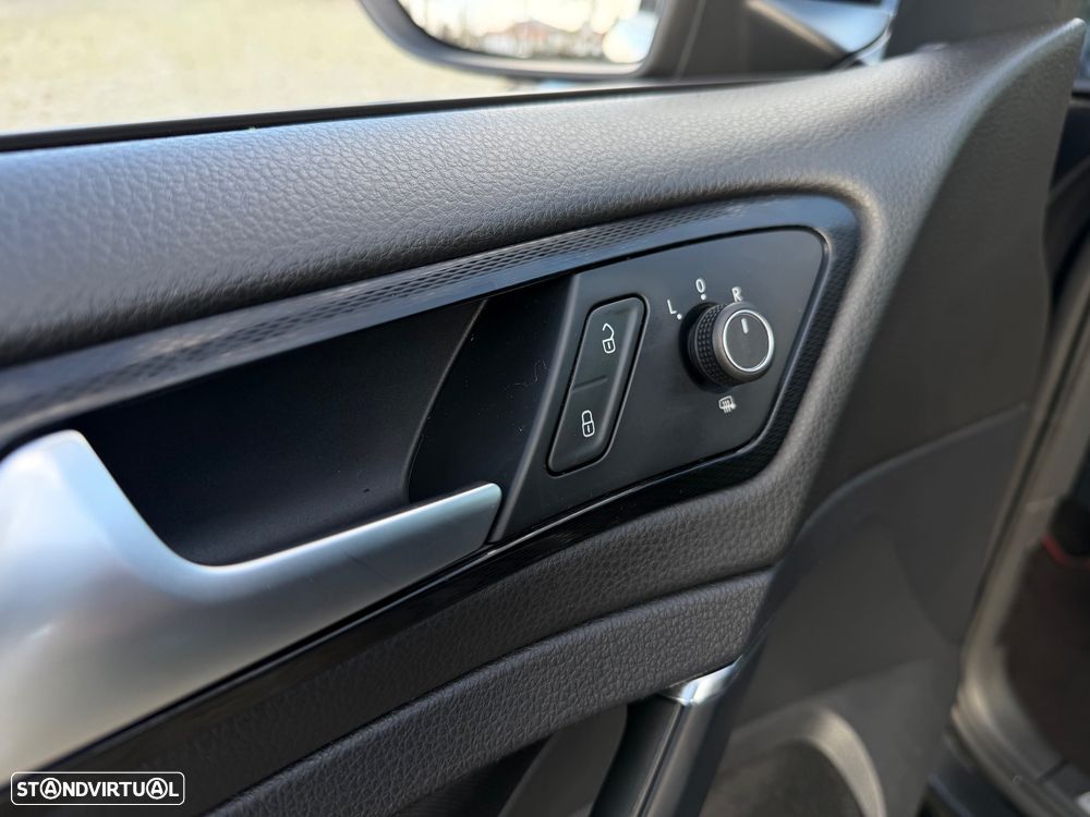 VW Golf GTI BlueMotion DSG - 23