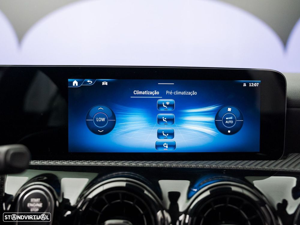 Mercedes-Benz A 250 e - 33