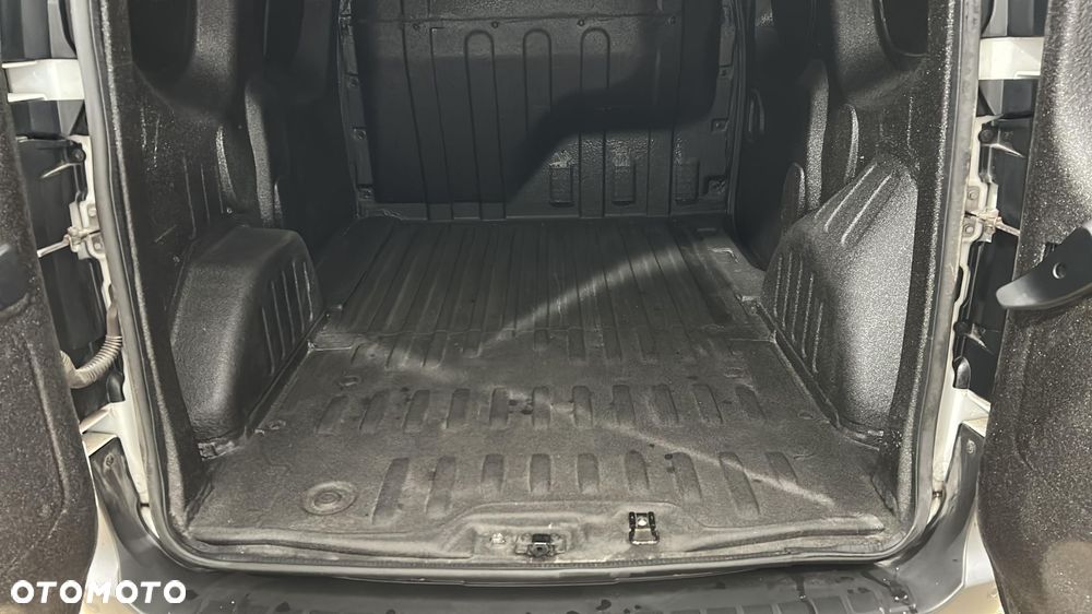 Renault Express Van - 12