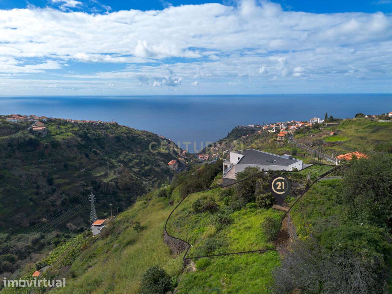 Terreno com Vista Mar em Zona Privilegiada - Calheta - Grande imagem: 3/16