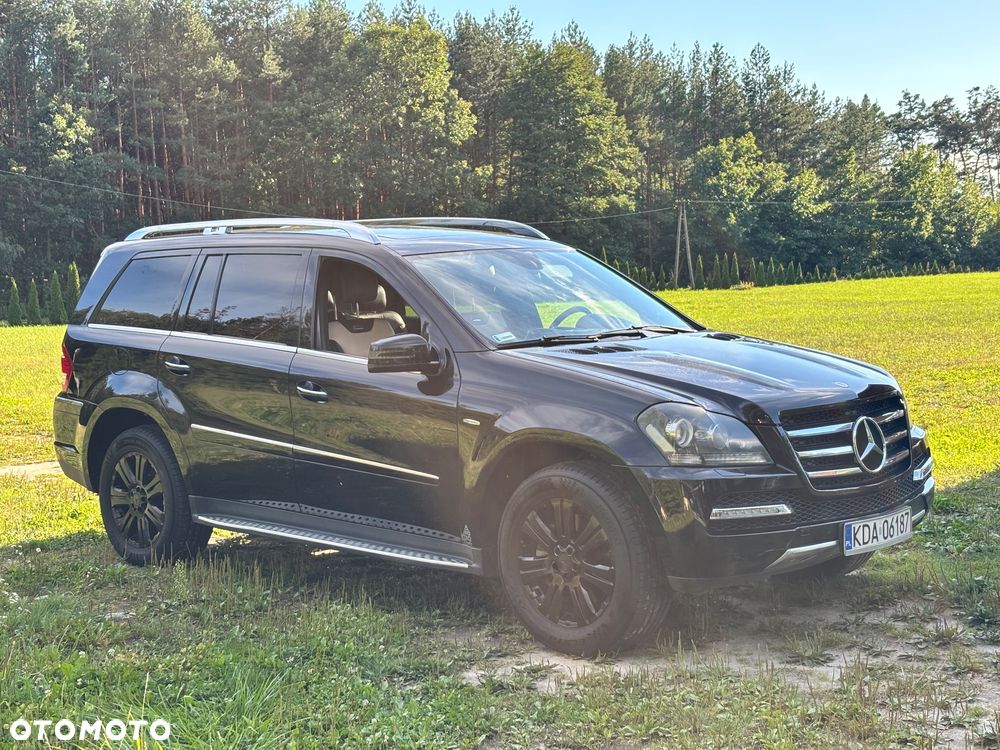 Mercedes-Benz GL - 6