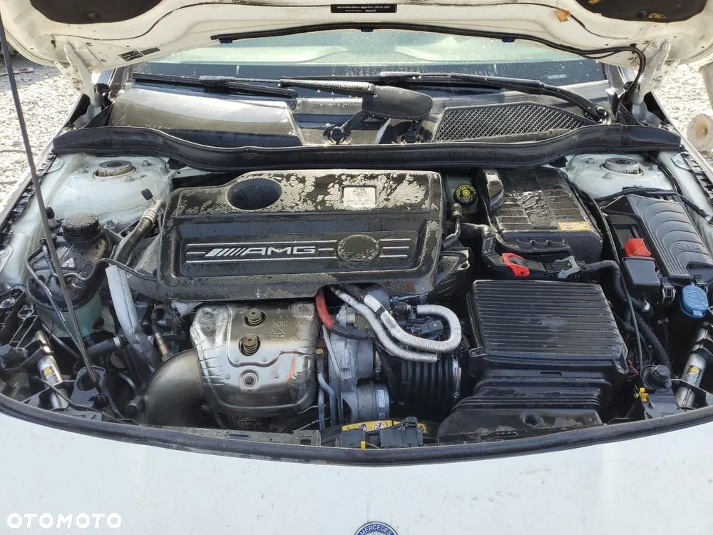 Mercedes-Benz CLA - 10