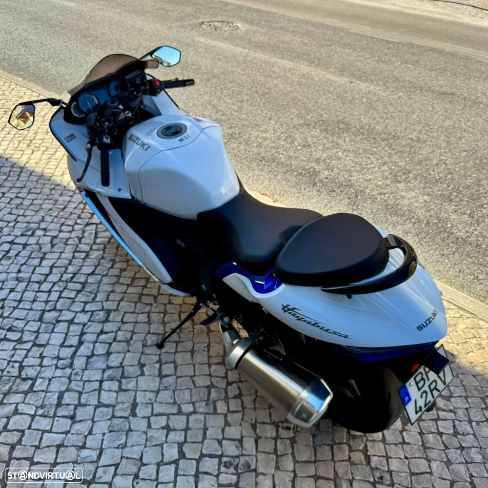 Suzuki Hayabusa GSX 1300 R - 26