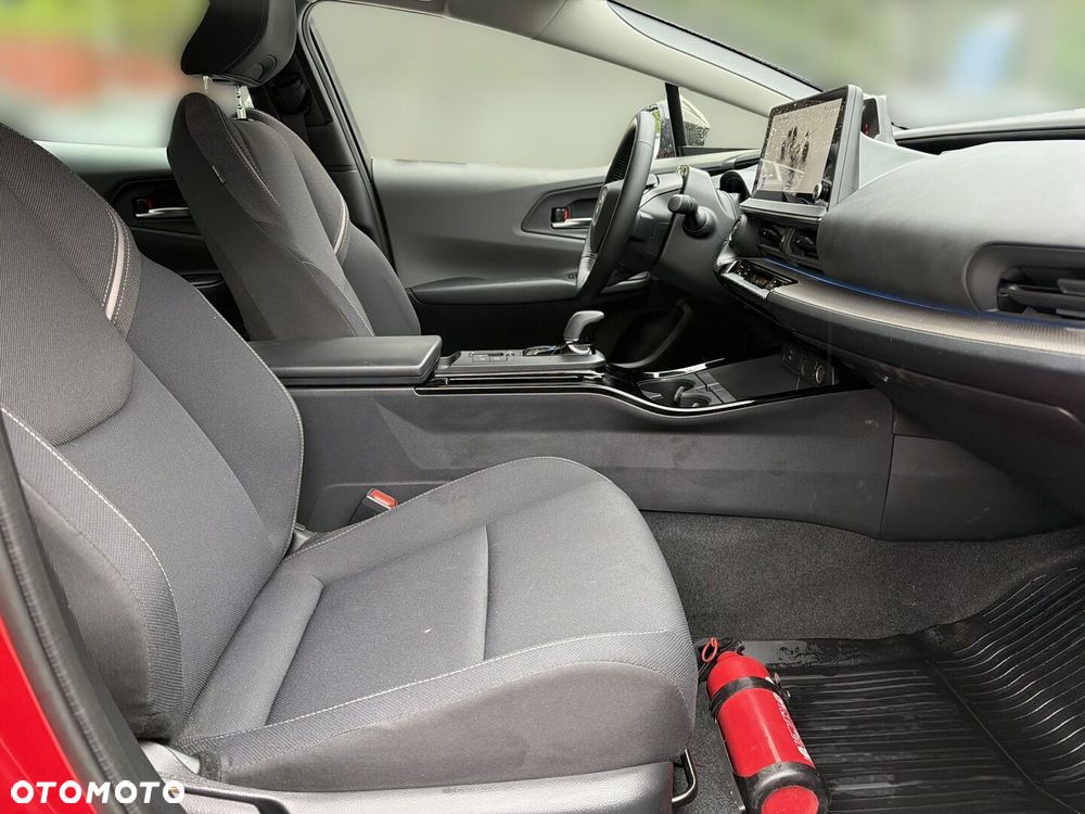 Toyota Prius - 12