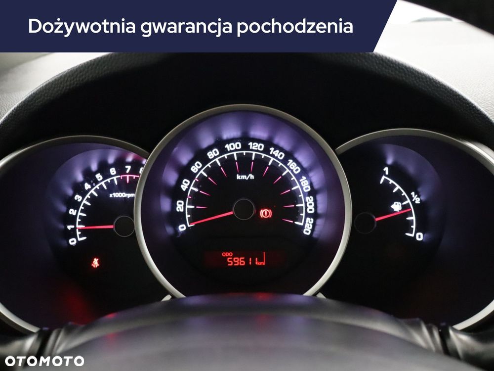 Kia Venga - 13