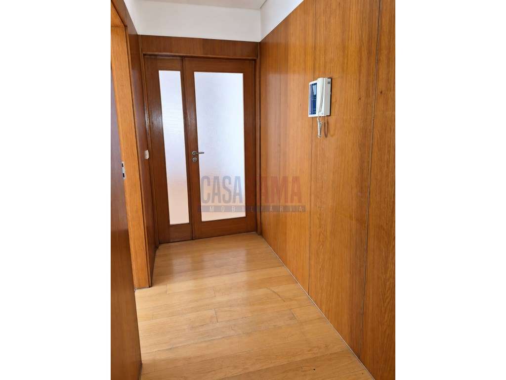 Apartamento T2 na Trofa | Localização Privilegiada - Grande imagem: 5/15