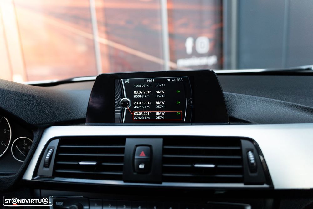 BMW 318 d Line Sport - 13