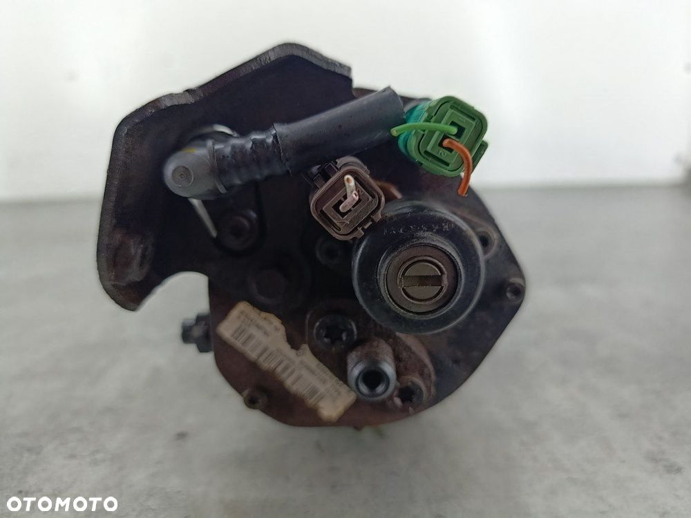 POMPA WTRYSKOWA RENAULT CLIO III FL 8200707450-B  8200057225 R9042A070C - 5