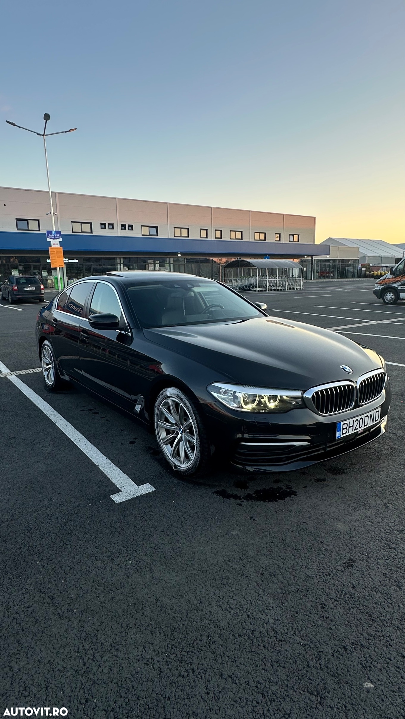 BMW Seria 5 530d xDrive AT - 3