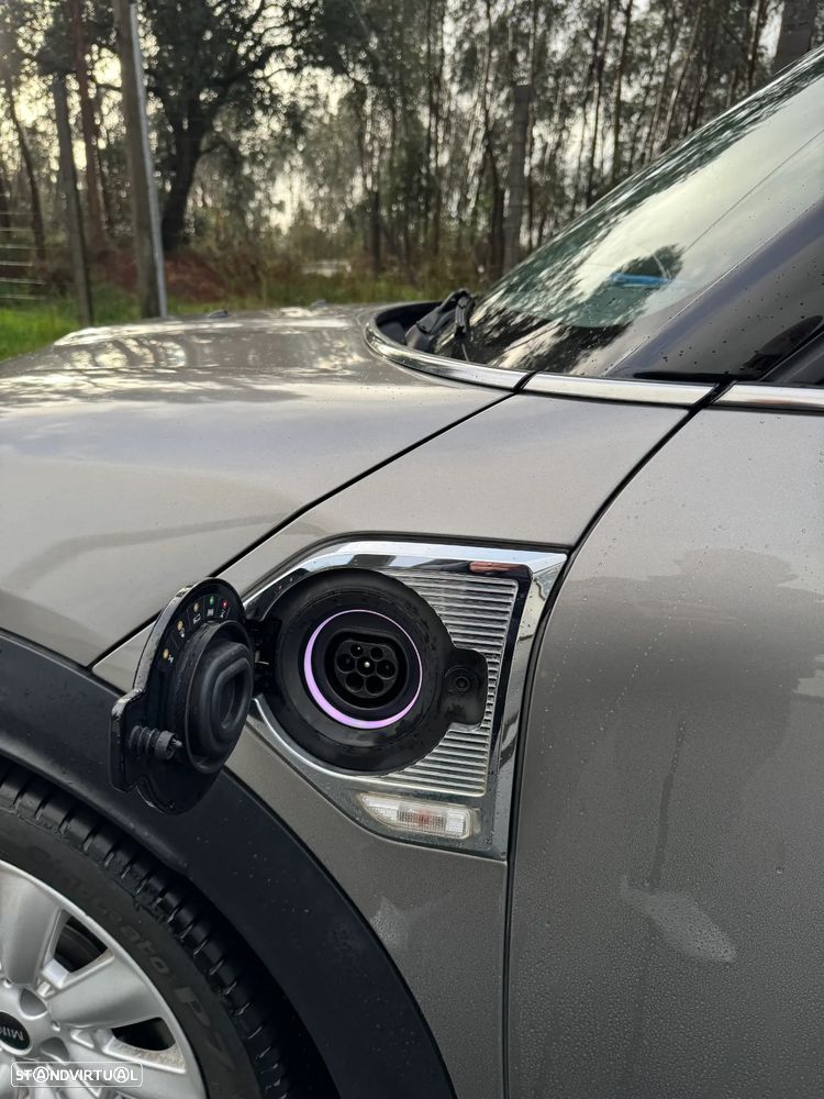 MINI Countryman Cooper SE ALL4 Auto - 7