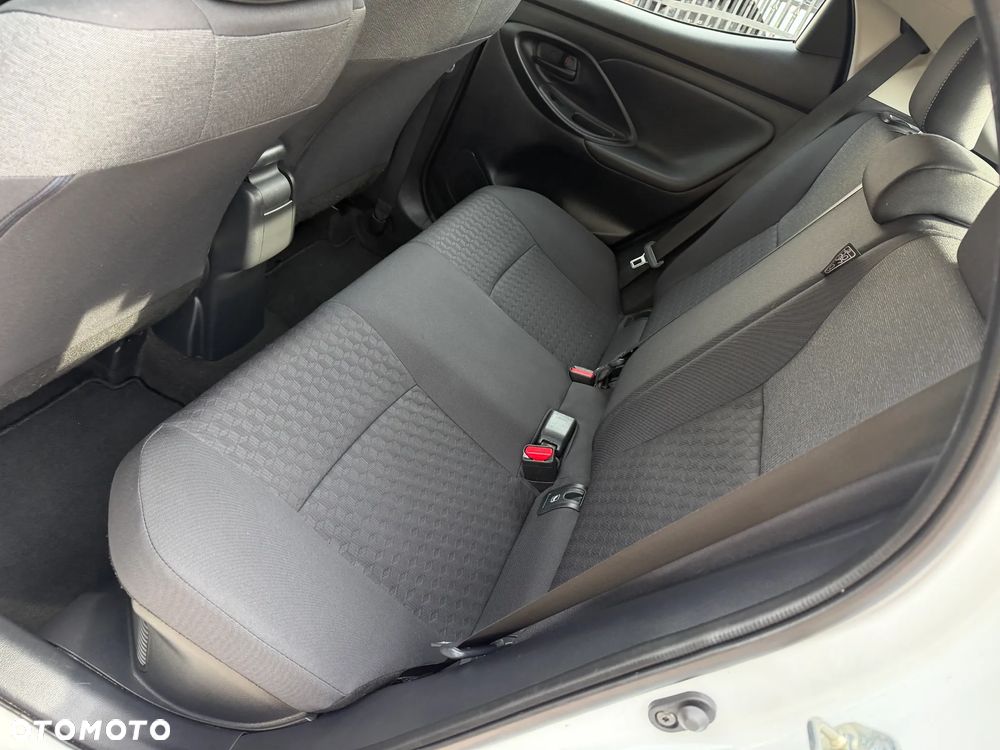 Toyota Yaris Hybrid 1.5 Comfort - 32