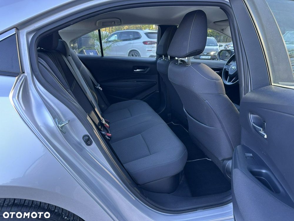 Toyota Corolla - 16