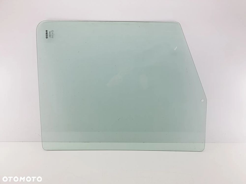 SZYBA DRZWI PRAWA   IVECO EUROCARGO - 6