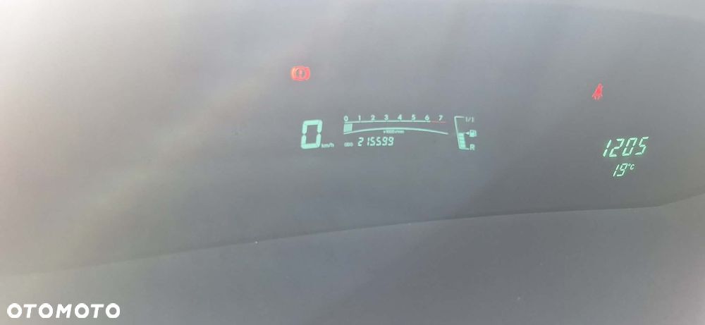Toyota Yaris 1.3 - 11