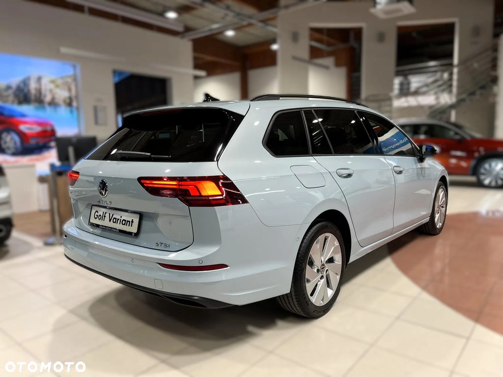 Volkswagen Golf Variant - 30