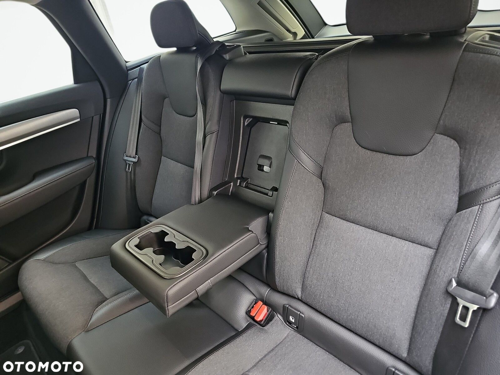 Volvo V90 - 22