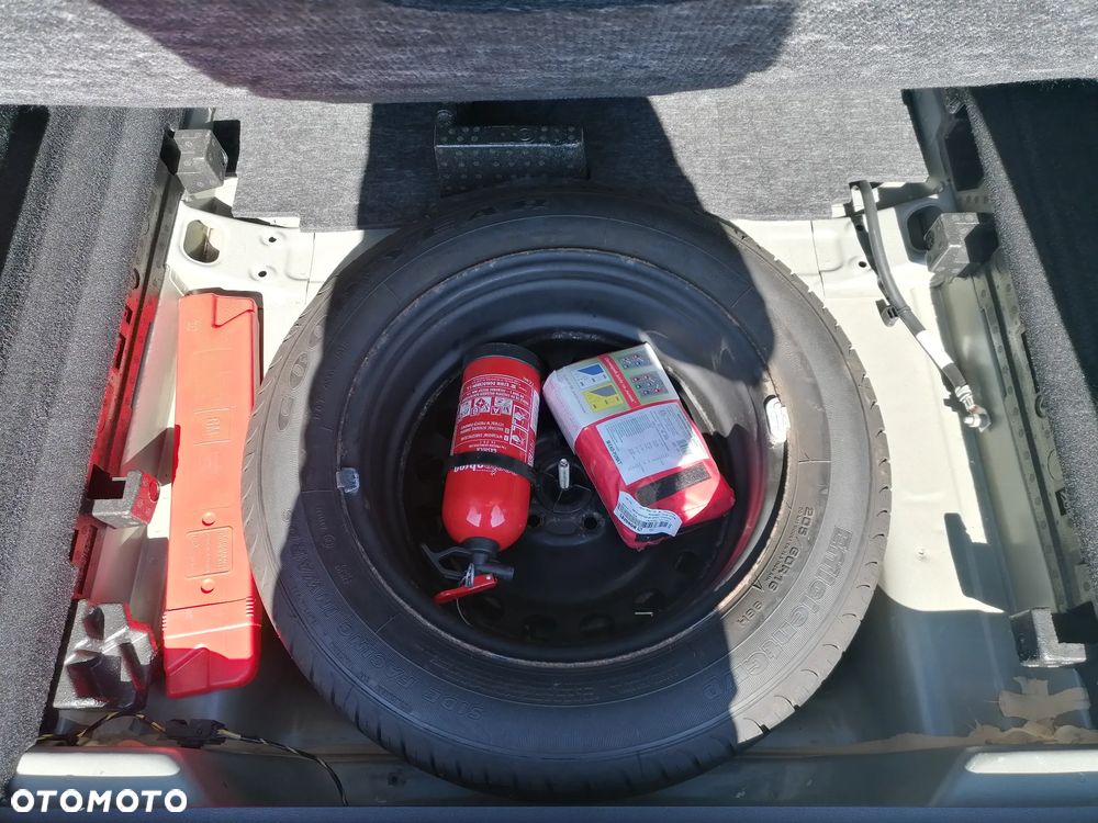 Opel Astra 1.2 T GS Line S&S - 24