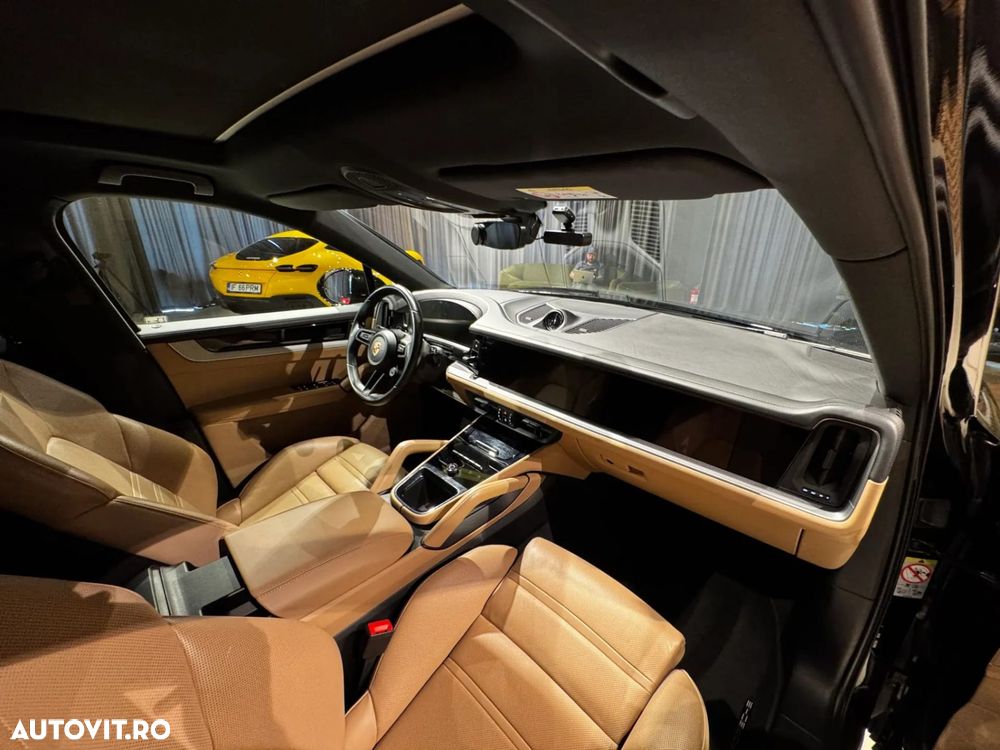 Porsche Cayenne Coupe - 14