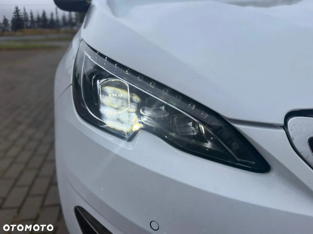 Peugeot 308 BlueHDi 150 Automatik Stop & Start Allure - 30