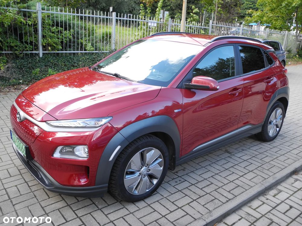 Hyundai Kona 64kWh Executive - 1
