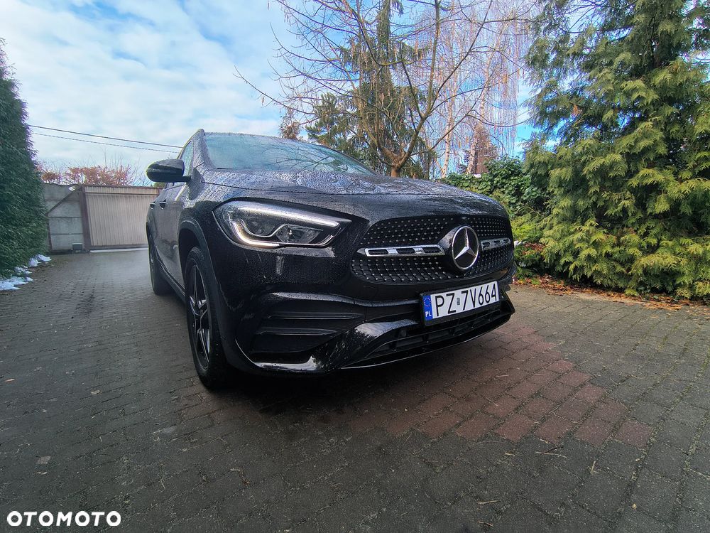 Mercedes-Benz GLA 250 8G-DCT AMG Line - 13
